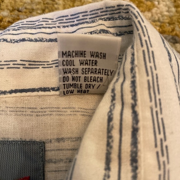 Bugle Boy Button Down Short Sleeve Shirt Size Medium Color Blue And White - Picture 5 of 7
